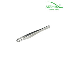Load image into Gallery viewer, Nghia Eyebrow Tweezer T03
