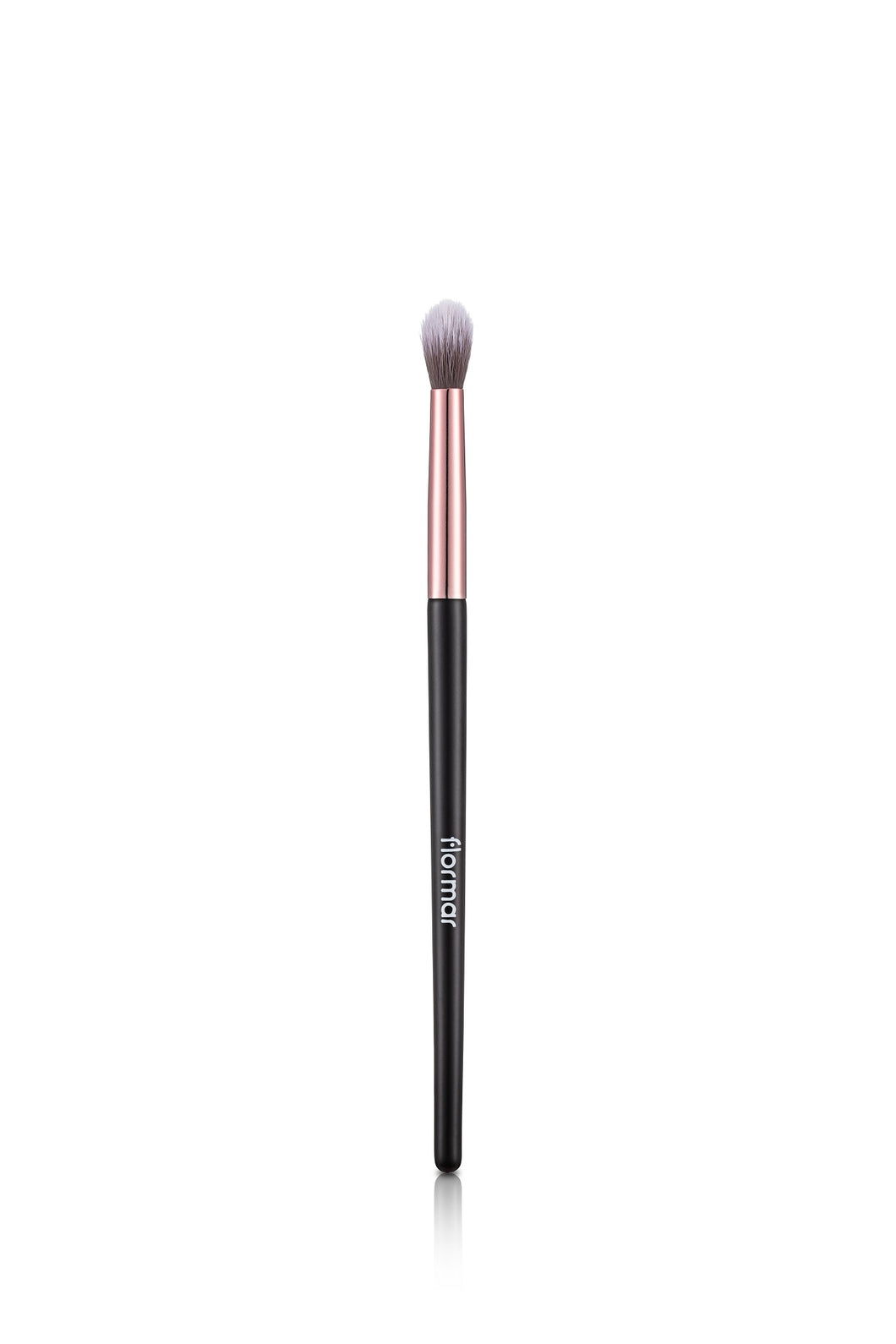 Eye crease brush