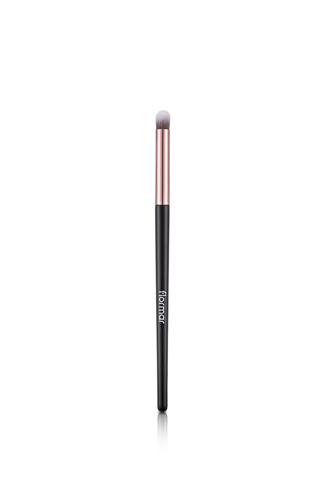 Multi purpose eyeshadow brush